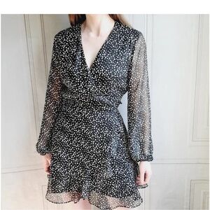 All in Favor Black and White Polka Dot Long Sleeve Women’s  Dress✨